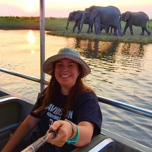 Meet your Posher, Mackenzie